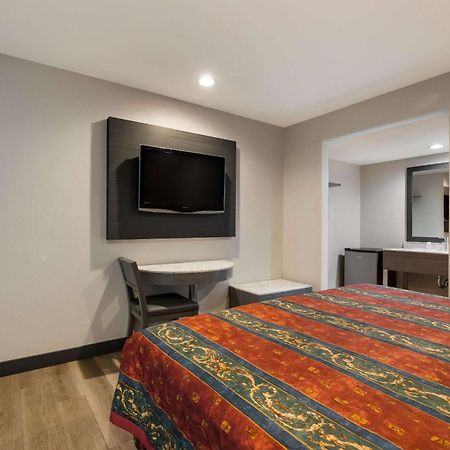 Rodeway Inn San Bernardino & Redlands Bagian luar foto
