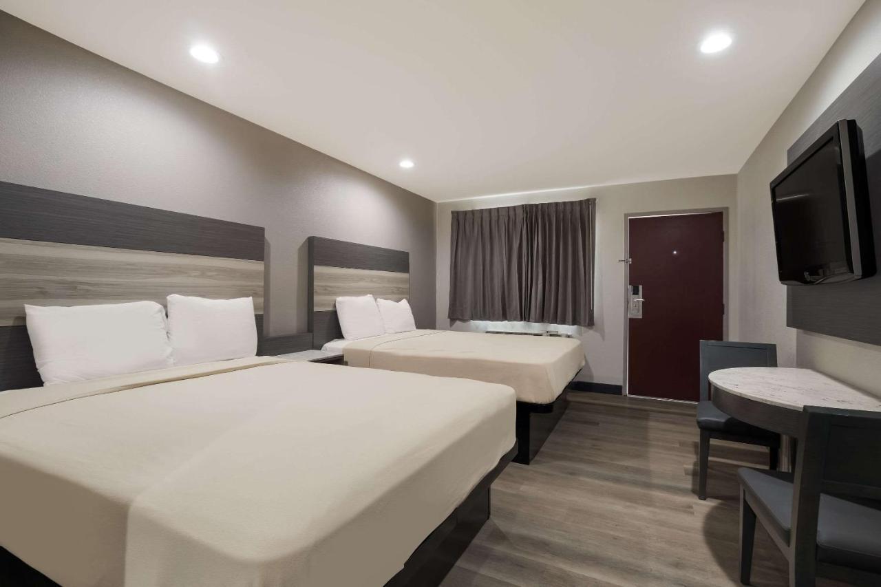 Rodeway Inn San Bernardino & Redlands Bagian luar foto